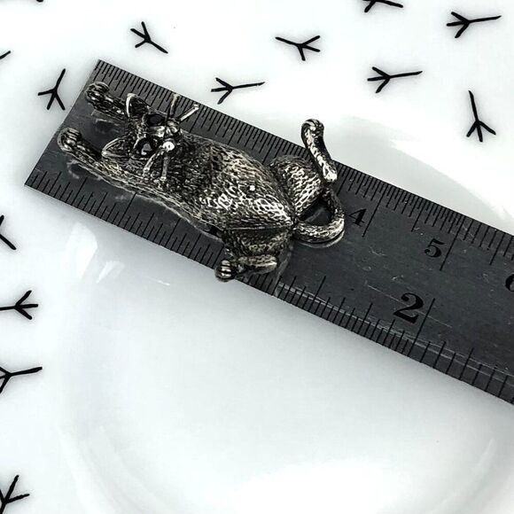 Vintage Sterling Silver Cat Pendant Necklace Charm "Hang-in-There" 3-D Gemstones - Picture 5 of 8